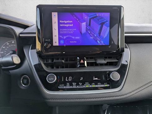 Used 2023 Toyota Corolla SE image 14