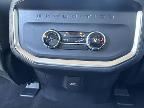 New 2026 Ford Expedition Active image 20
