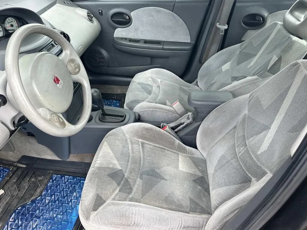 Used 2003 Saturn ION Level 2 w/ Convenience Pkg FWD image 12