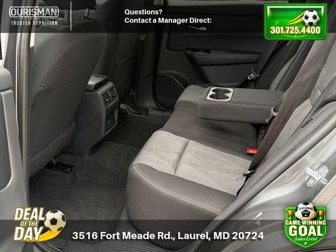 Used 2024 Nissan Rogue SV AWD/4WD image 16