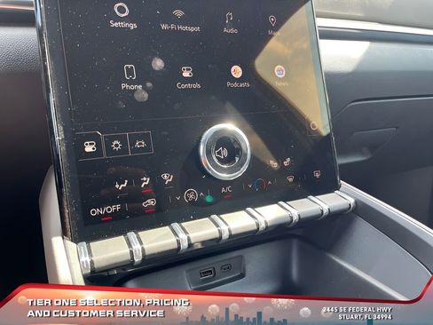 New 2025 GMC Terrain Elevation image 28