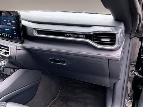 Used 2024 Ford Mustang GT Premium image 20