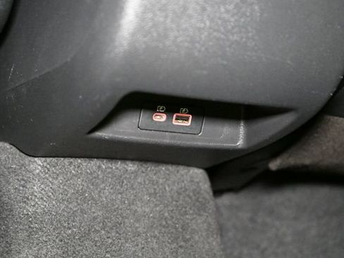 Used 2024 Nissan Altima 2.5 SR FWD image 44