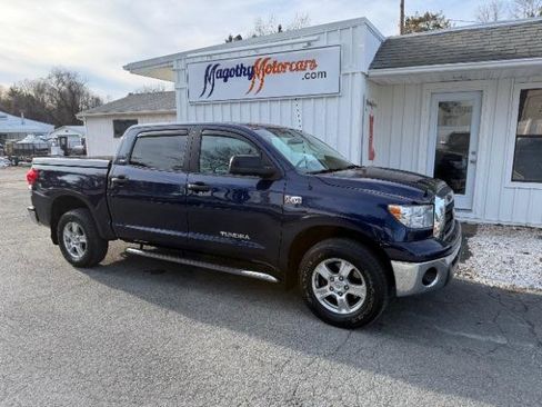 Used 2008 Toyota Tundra 4x4 CrewMax image 1