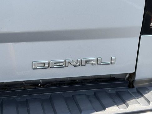 Used 2018 GMC Sierra 1500 Denali AWD/4WD image 10