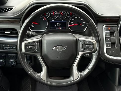 Used 2021 Chevrolet Suburban Z71 w/ Z71 Signature Package image 39