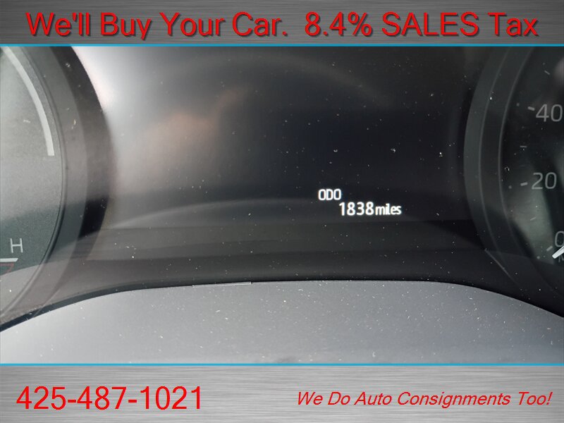 Used 2025 Toyota Sienna LE FWD image 22