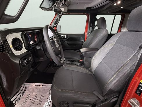 Used 2024 Jeep Wrangler Willys image 17