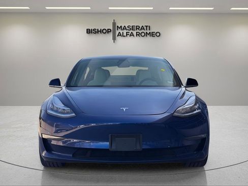 Used 2019 Tesla Model 3 Performance image 3