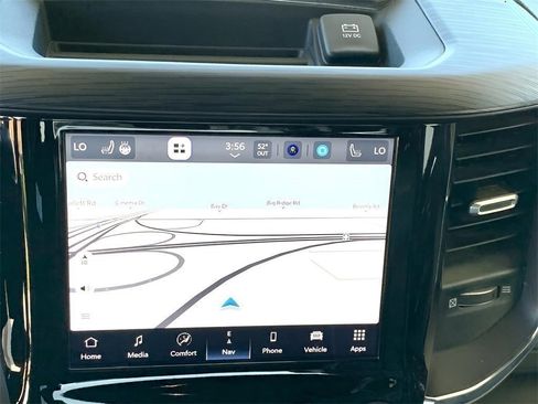 Used 2024 RAM 1500 Laramie image 35