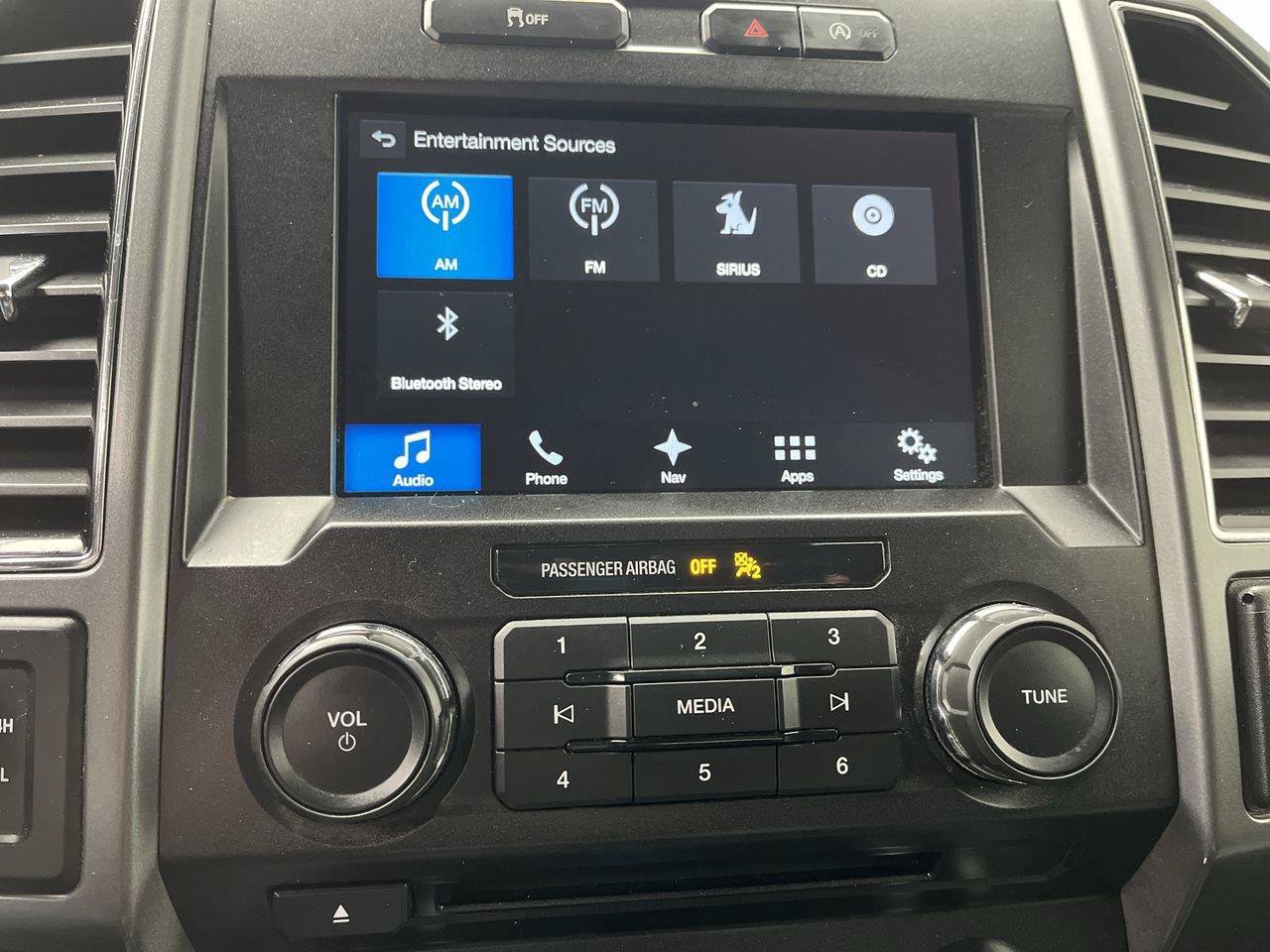 Used 2018 Ford F150 XLT w/ Equipment Group 302A Luxury AWD/4WD image 19