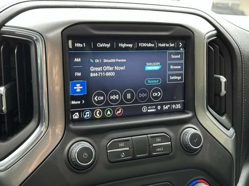 Used 2021 Chevrolet Silverado 1500 LTZ w/ LTZ Premium Package AWD/4WD image 11