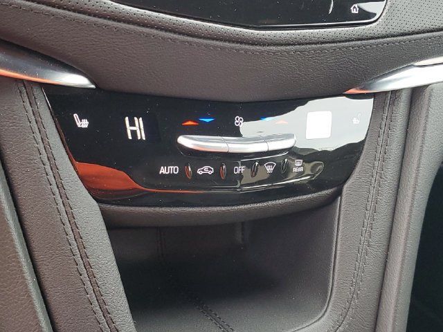 Used 2025 Cadillac XT5 Luxury w/ LPO, Floor Liner Package AWD/4WD image 23