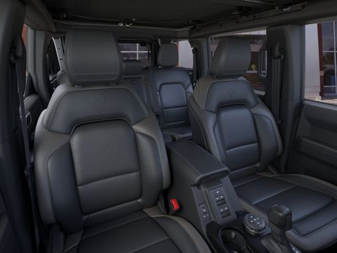 New 2026 Ford Bronco Outer Banks w/ Sasquatch Package AWD/4WD image 10
