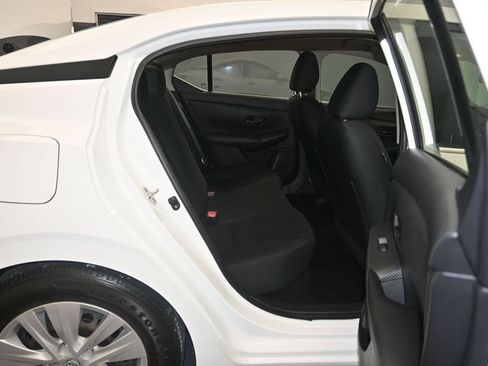 Used 2024 Nissan Sentra S FWD image 25
