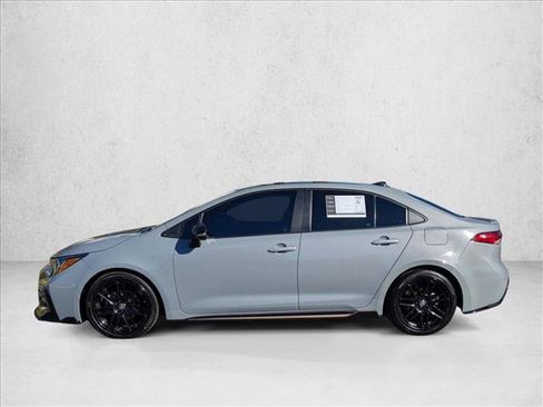 Used 2022 Toyota Corolla SE image 11