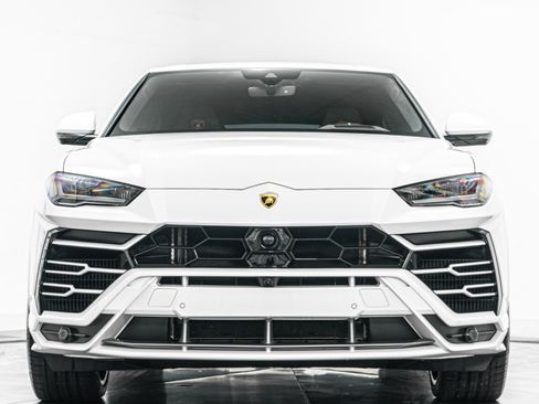 Used 2022 Lamborghini Urus AWD/4WD image 4