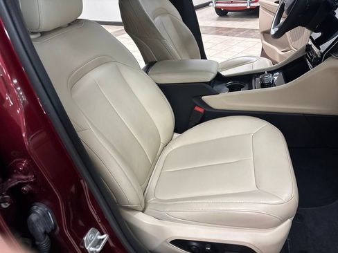 Used 2023 Jeep Grand Cherokee L Limited AWD/4WD image 39