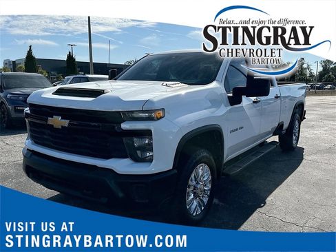 Used 2024 Chevrolet Silverado 2500 W/T image 1