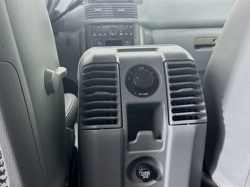 Used 2004 Honda Pilot EX image 30