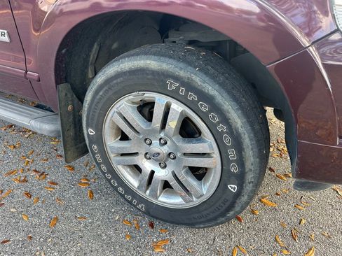 Used 2006 Ford Explorer Limited image 19