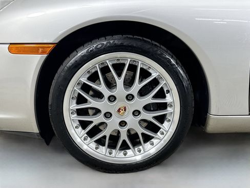 Used 2003 Porsche 911 Carrera RWD image 23