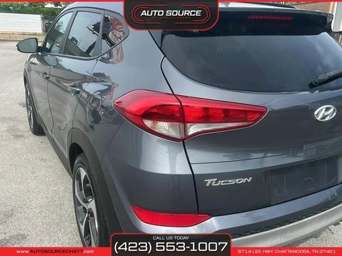 Used 2017 Hyundai Tucson Night w/ Cargo Package FWD image 12