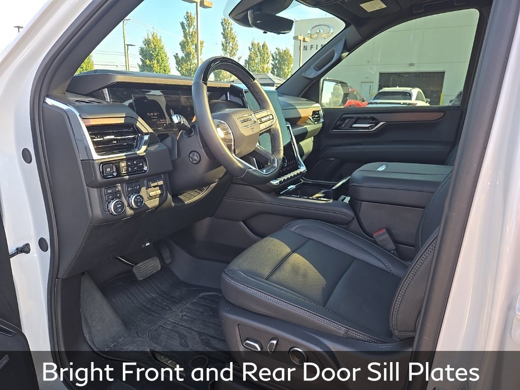 Used 2025 GMC Yukon Denali w/ Denali Reserve Package AWD/4WD image 15