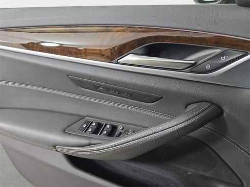 Used 2019 BMW 540i xDrive w/ Convenience Package image 30