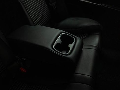 Used 2023 Toyota Camry SE w/ Convenience Package FWD image 12