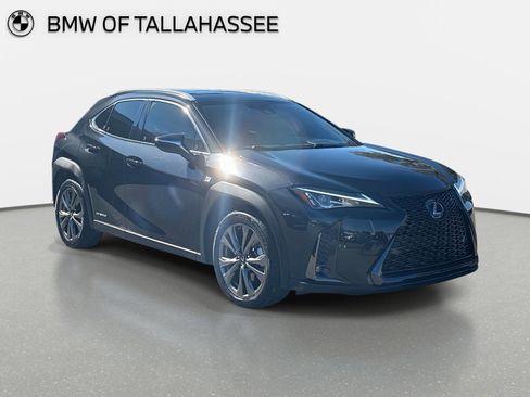 Used 2019 Lexus UX 250h F Sport w/ F Sport Premium Package image 4