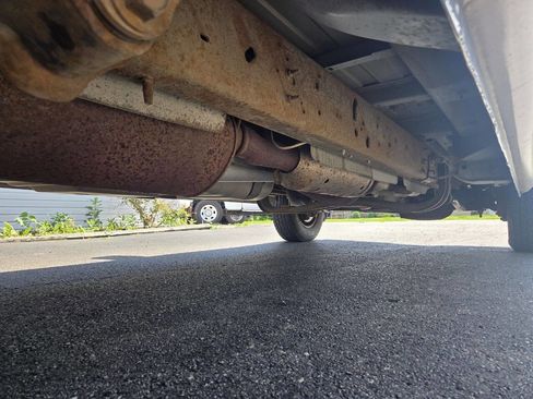 Used 2001 Ford E-250 and Econoline 250 RWD image 28