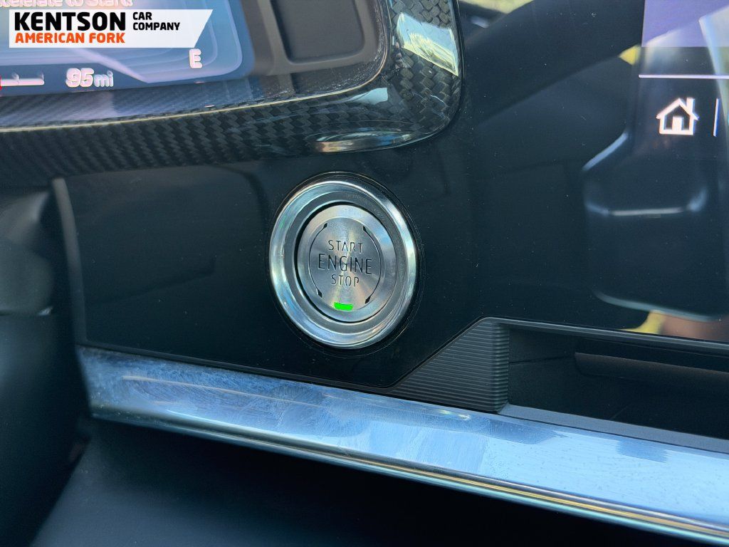 Used 2020 Chevrolet Corvette Stingray Premium Cpe w/ 3LT Preferred Equipment Group RWD image 17