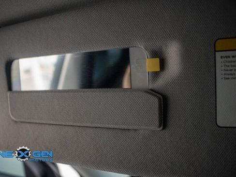 Used 2023 Tesla Model Y Performance image 18