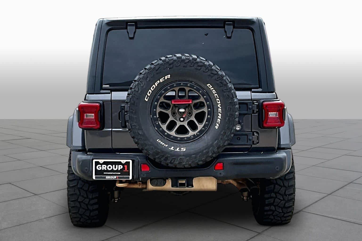 Used 2021 Jeep Wrangler Unlimited Rubicon AWD/4WD image 3