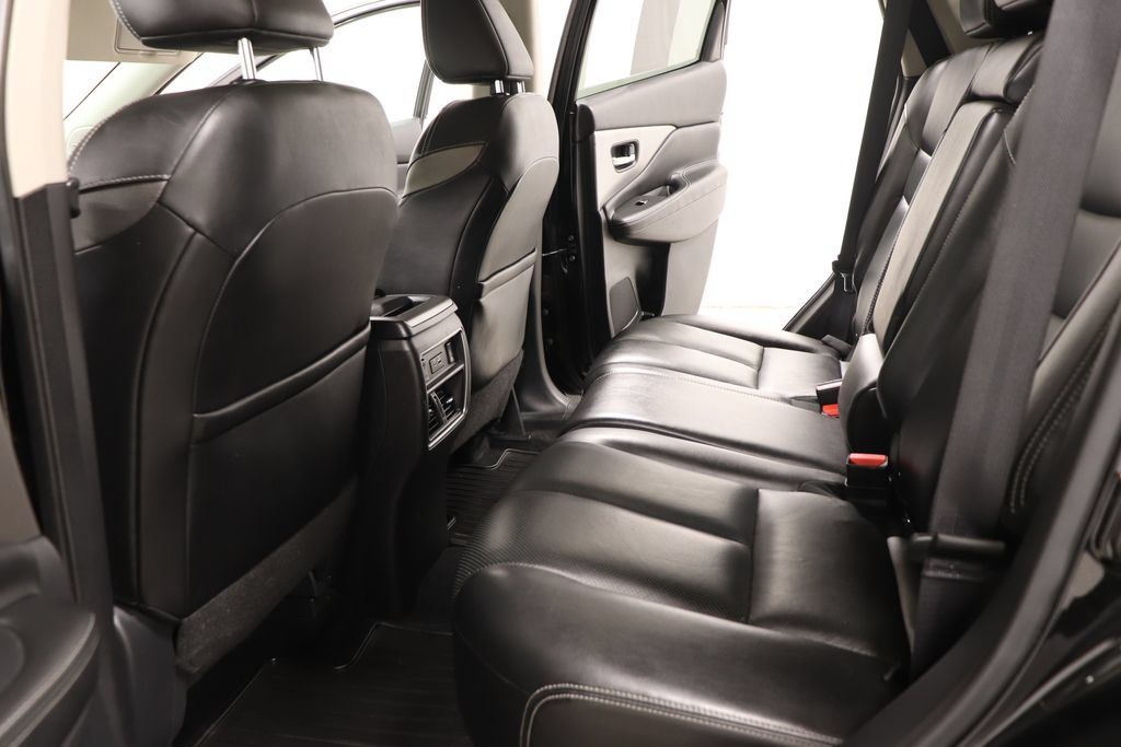 Used 2019 Nissan Murano SL w/ Cargo Package AWD/4WD image 28