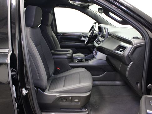 Used 2023 GMC Yukon SLE AWD/4WD image 15