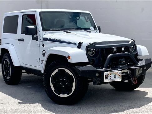 Used 2014 Jeep Wrangler Sahara AWD/4WD image 20