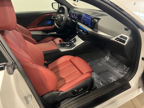 Used 2025 BMW 230i xDrive Coupe w/ Convenience Package image 32