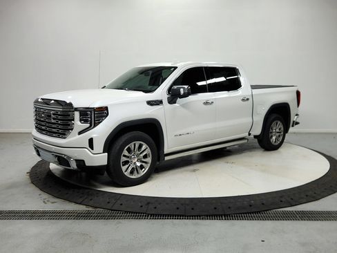 Used 2022 GMC Sierra 1500 Denali AWD/4WD image 4