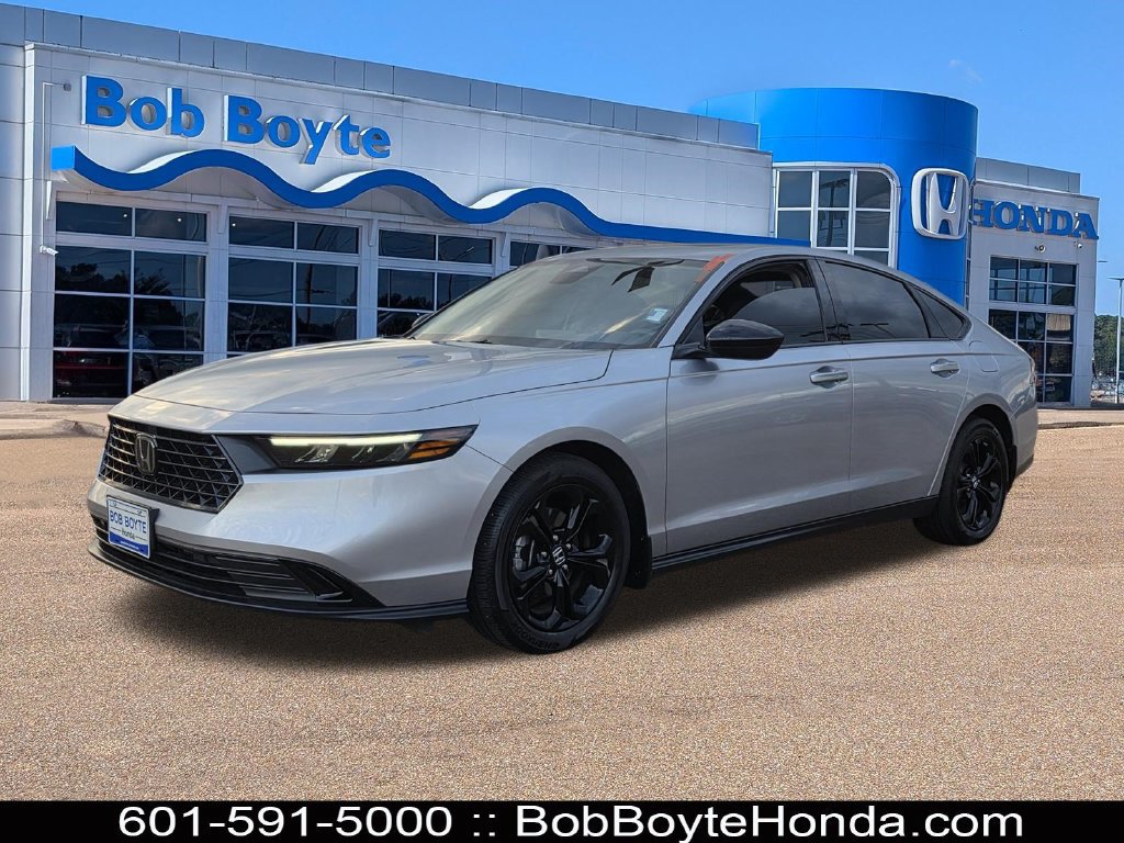 Certified 2025 Honda Accord SE image 1