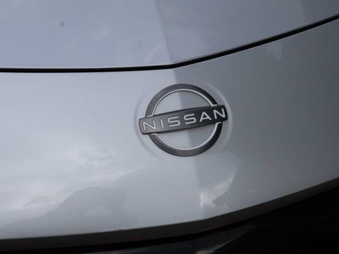 Used 2025 Nissan Z NISMO w/ Floor Mat Package RWD image 2