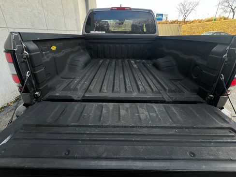 Used 2022 Nissan Frontier S w/ Technology Package image 12