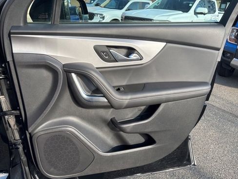 Used 2023 Chevrolet Blazer LT w/ Midnight/Sport Edition image 28