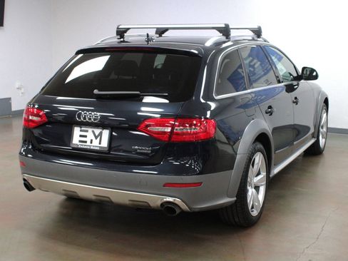 Used 2016 Audi A4 Premium Plus w/ Technology Package image 5