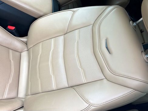 Used 2025 Cadillac XT6 Sport w/ Platinum Package AWD/4WD image 20
