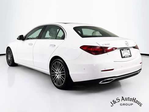 Used 2023 Mercedes-Benz C 300 4MATIC Sedan w/ Exclusive Trim Package image 5