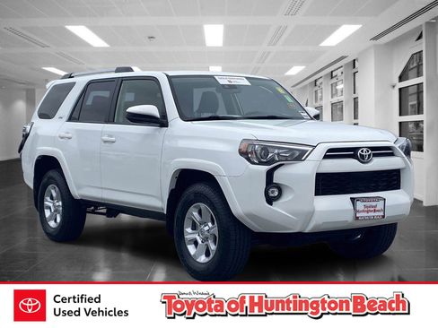 Certified 2024 Toyota 4Runner SR5 AWD/4WD image 1