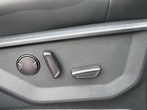 New 2025 Ford Expedition Max Platinum w/ Stealth Performance Package image 32