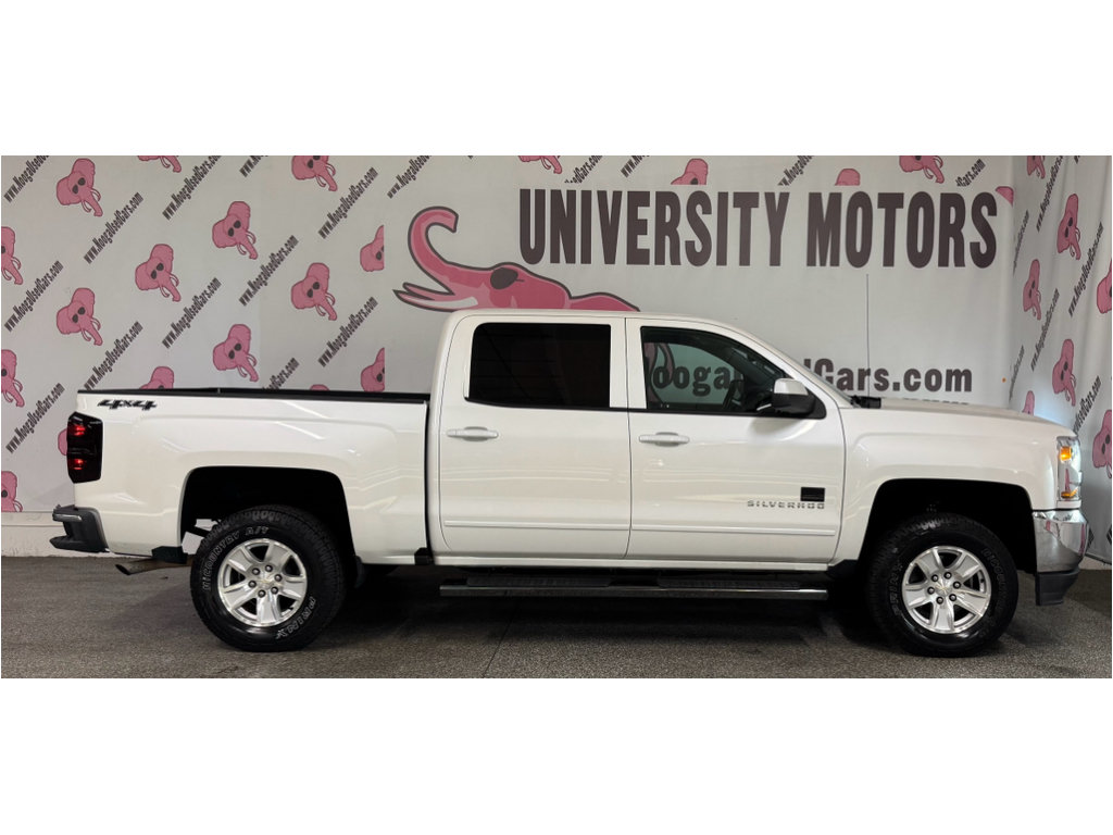 Used 2018 Chevrolet Silverado 1500 LT w/ LT Convenience Package AWD/4WD image 9